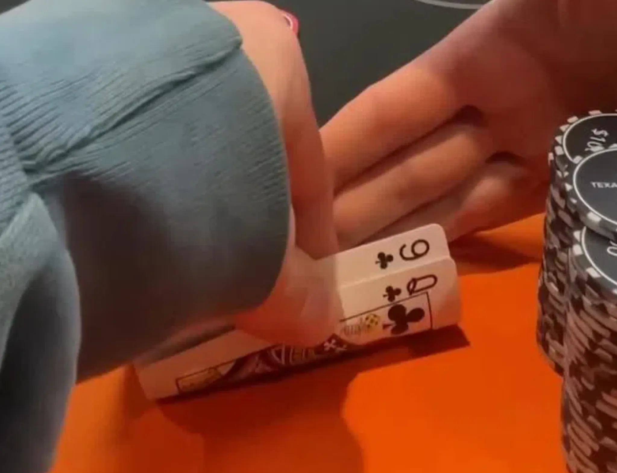 德学院-最专业的华人德州扑克学习与策略分享社区